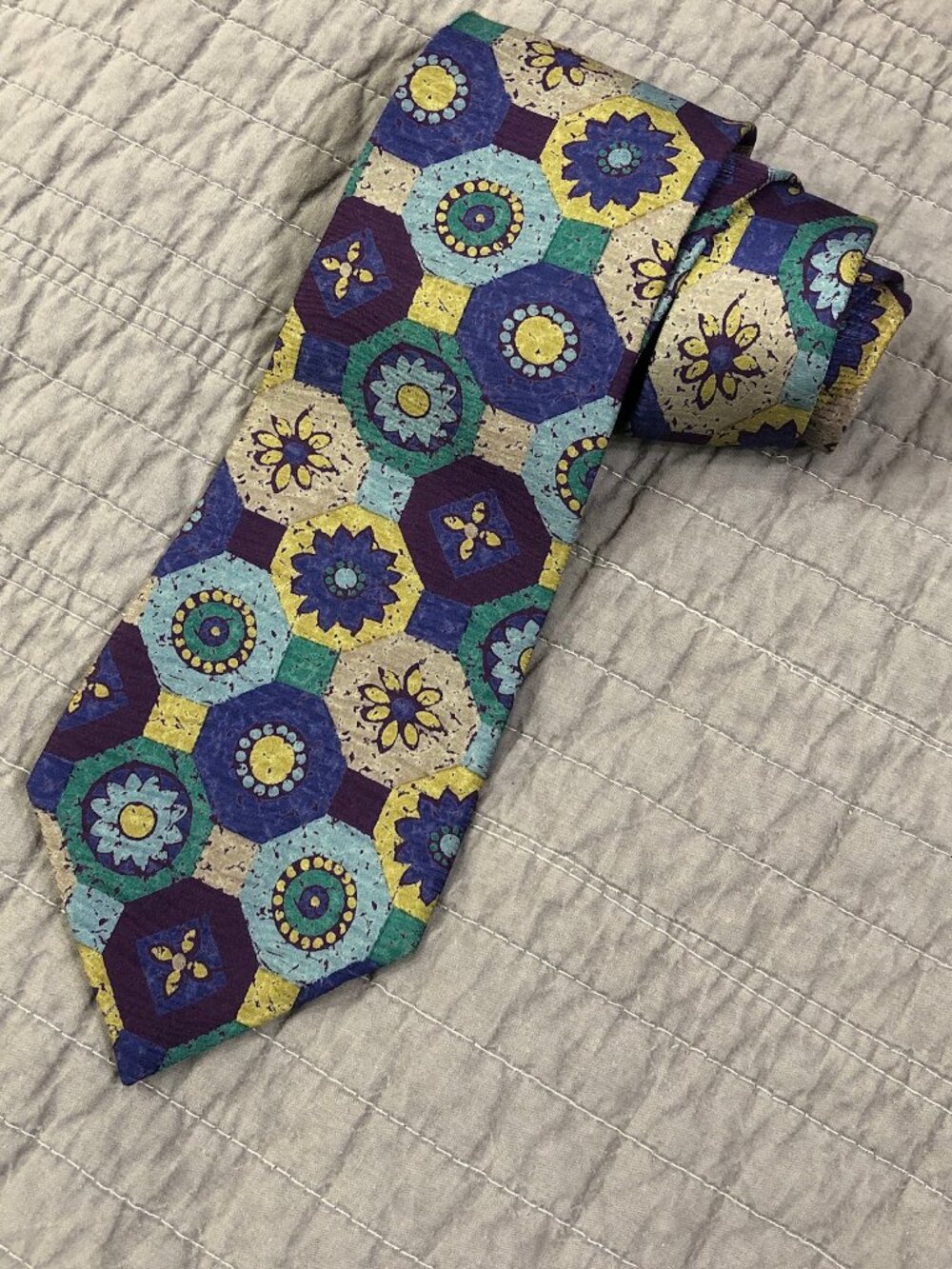 4/$15 Vintage Claiborne Men Neck Tie Blue Floral Flower 90's Y2K Italian Silk